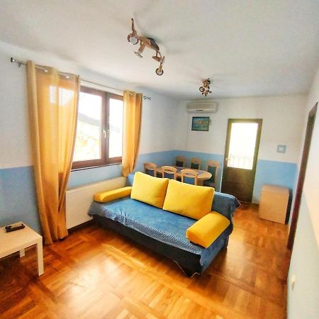 Plavi Apartman Airport Beograd Ngoại thất bức ảnh