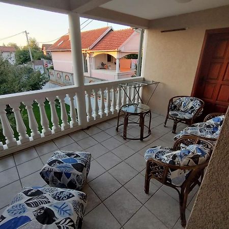 Plavi Apartman Airport Beograd Ngoại thất bức ảnh