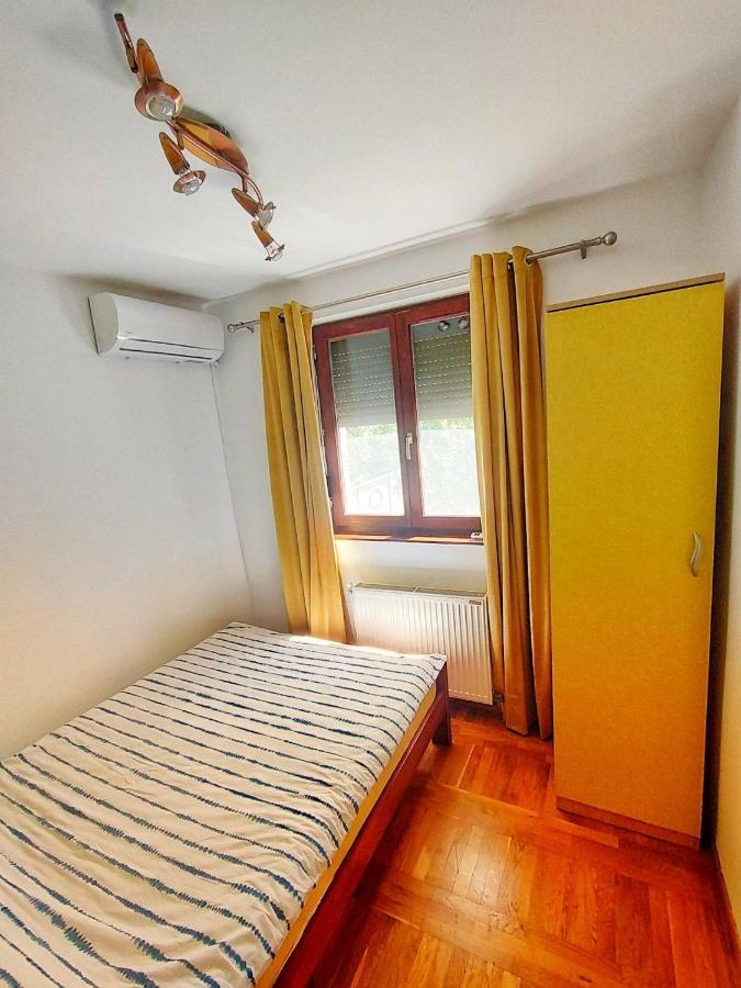 Plavi Apartman Airport Beograd Ngoại thất bức ảnh